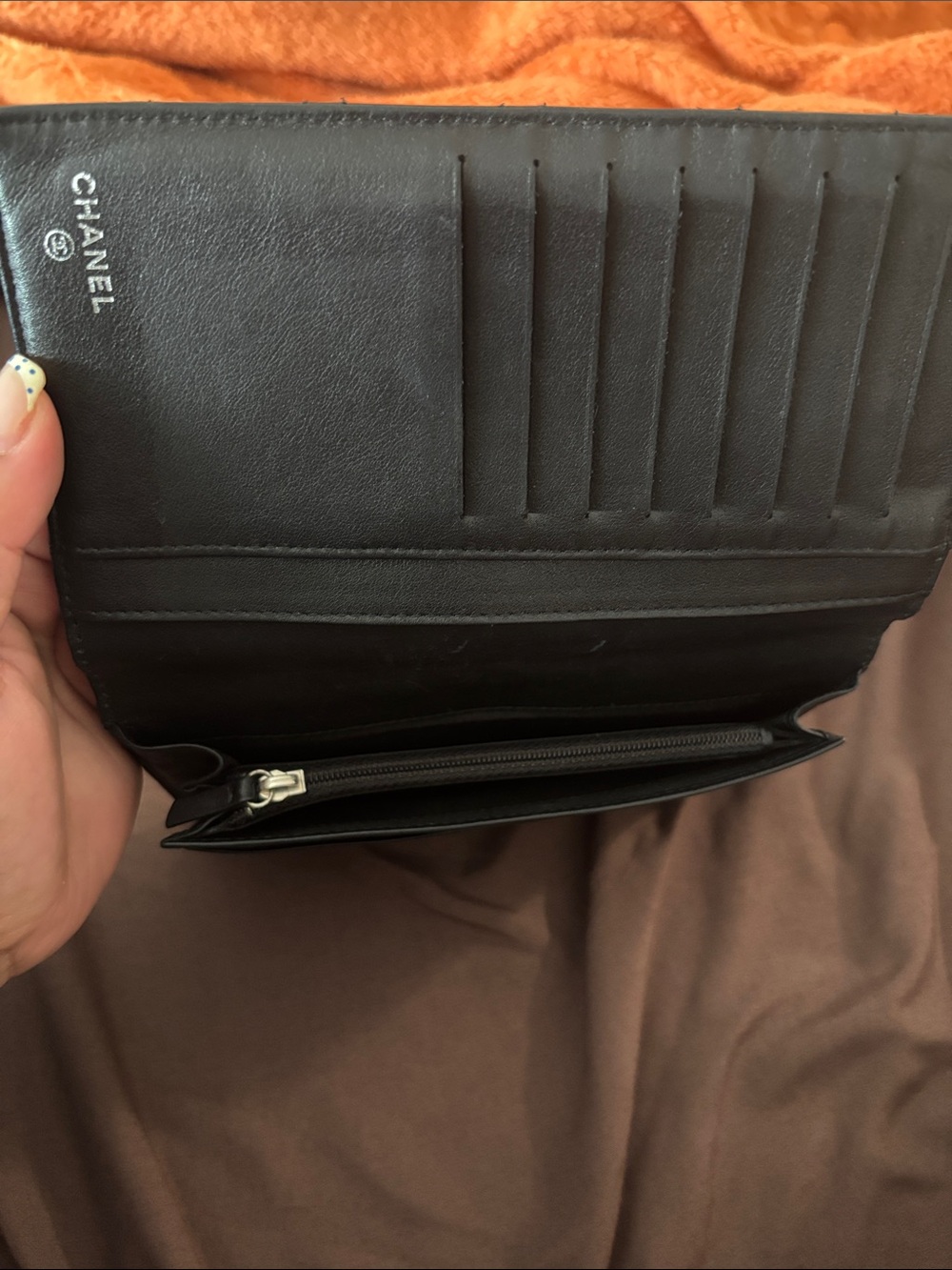 Vintage Chanel Quilted Patent Leather Wallet - Picture 4 of 5